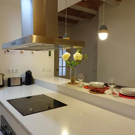 Private In Gothic Barcellona